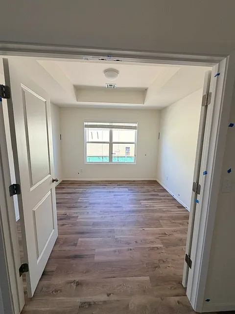 5 bed, 2200 sqft, $2,950 — Photo 4