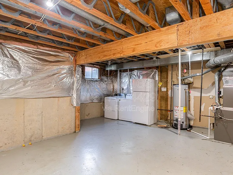 7461 Ridge Oak Ct — Photo 32