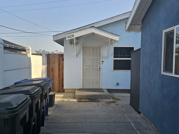 928 W Bayless St, Azusa, CA 91702