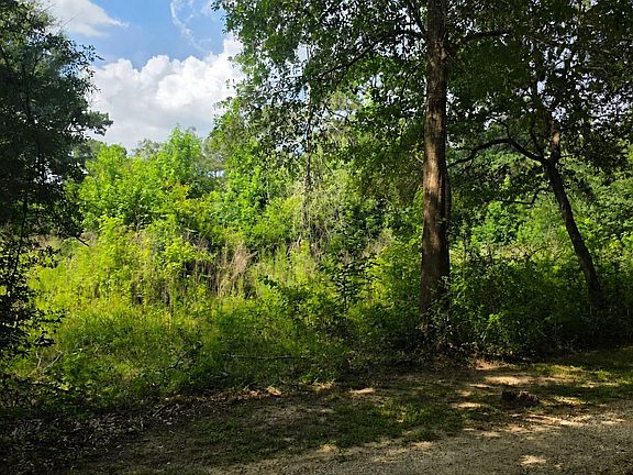 2nd image of 22414 Mueschke Rd