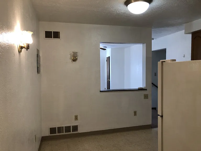 700 Brinton Ave #B — Photo 9