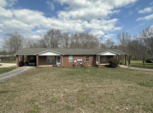 27 Limbo Dr, Hillsboro, TN 37342