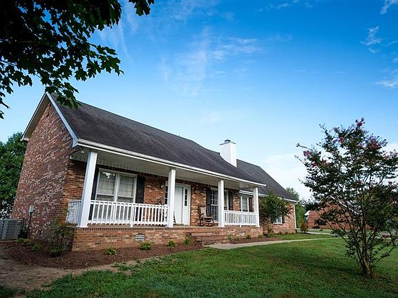 4th image of 1227 Willow Bend Dr