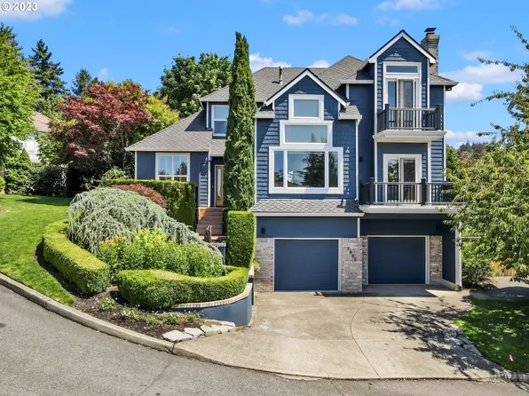 2030 NW Langley Ct, Portland, OR 97229