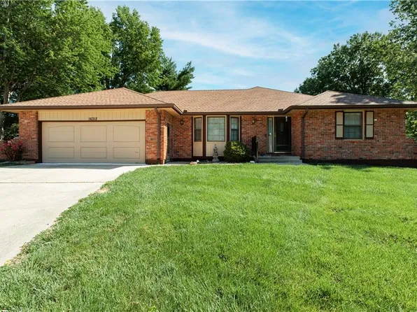 16312 E 27th Terrace Ct S, Independence, MO 64055