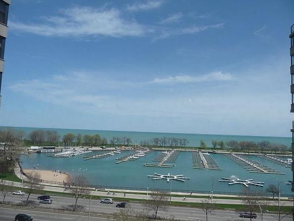 2nd image of 3410 N Lake Shore Dr #8O