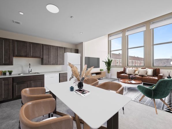 327 Hazelwood Ave #302