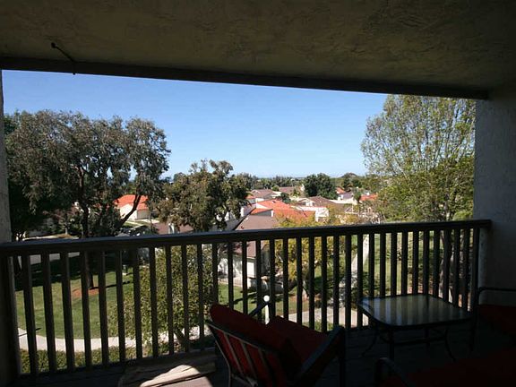 3rd image of 902 Caminito Madrigal Unit H