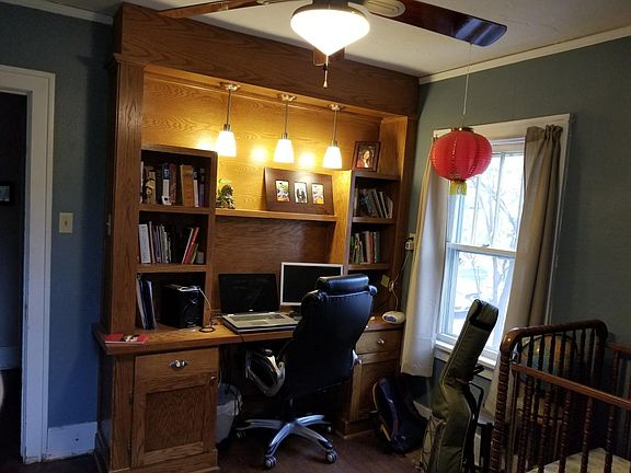 Bedroom 2/Office