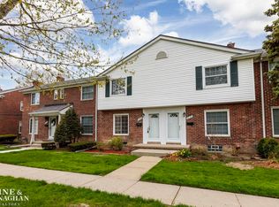 23106 Arthur Ct, Saint Clair Shores, MI