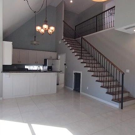 2nd image of 2801 Fullerton Ave