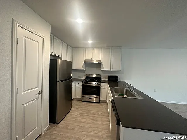 4 bed, 2.0 bath, 1635 sqft, $1,650 — Photo 3