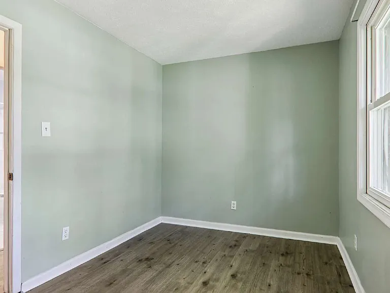 325 Comet Dr — Photo 28
