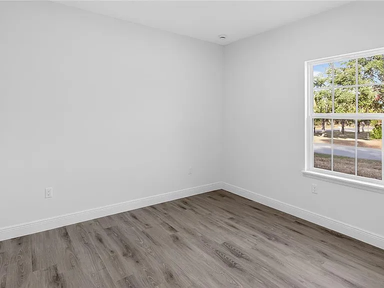 3272 W Fairbank Dr — Photo 10