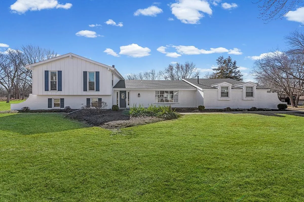 19 Golfview Ln photo 1