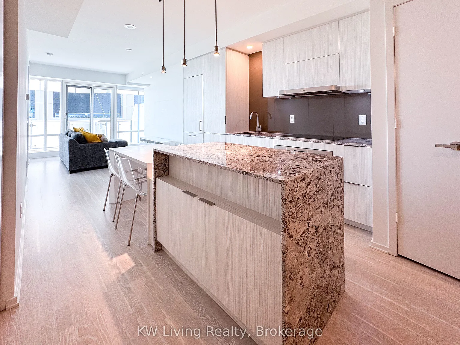 1 Bloor — Photo 1