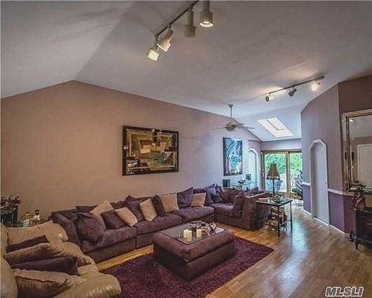 2nd image of 62 Teed St