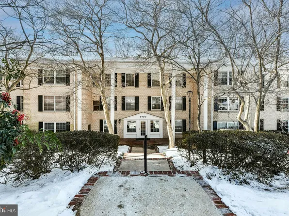 7700 Tremayne Pl APT 209, Mc Lean, VA 22102