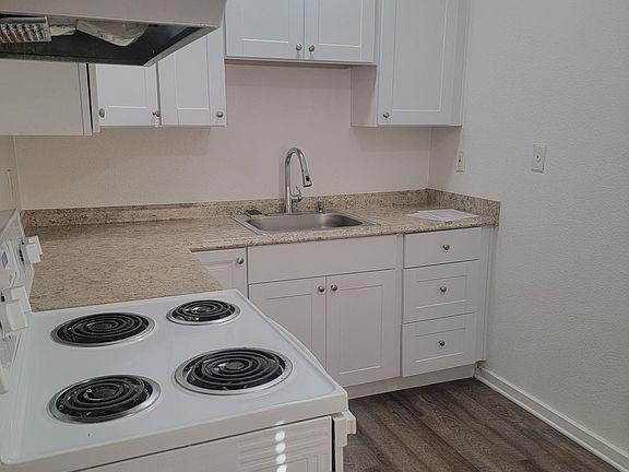 3rd image of 143 Stockton St #145-147-14