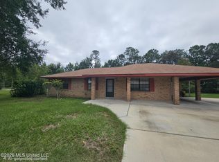 530 Easterbrook St, Bay Saint Louis, MS 39520