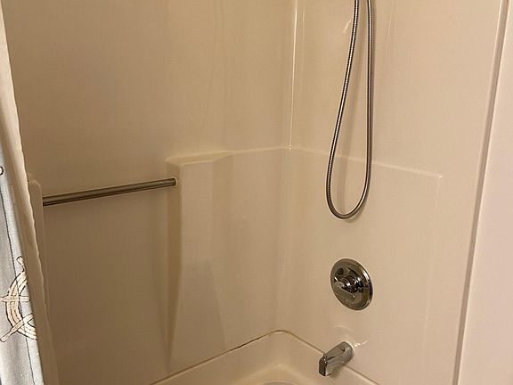 5th image of 507 S Washington St #2