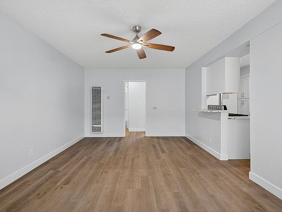 2nd image of 811 Gardenia Ave APT 5