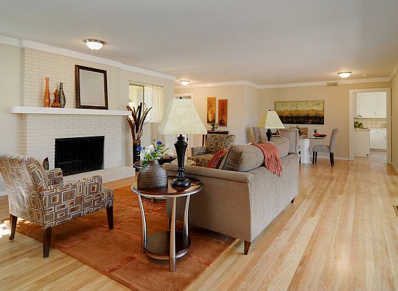 2nd image of 1747 Dolores Dr