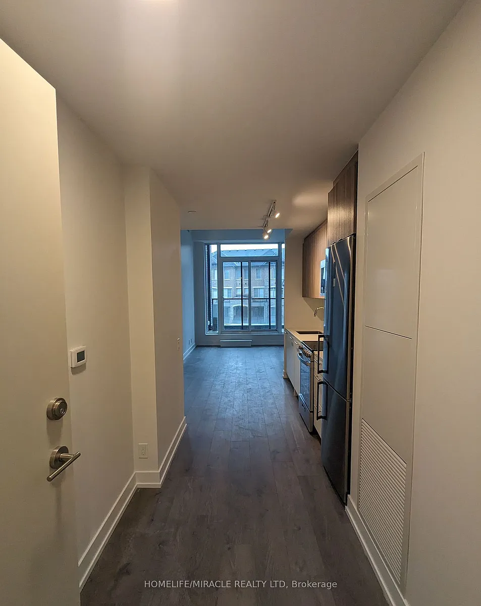 Building Photo - 215 Veterans Dr #212