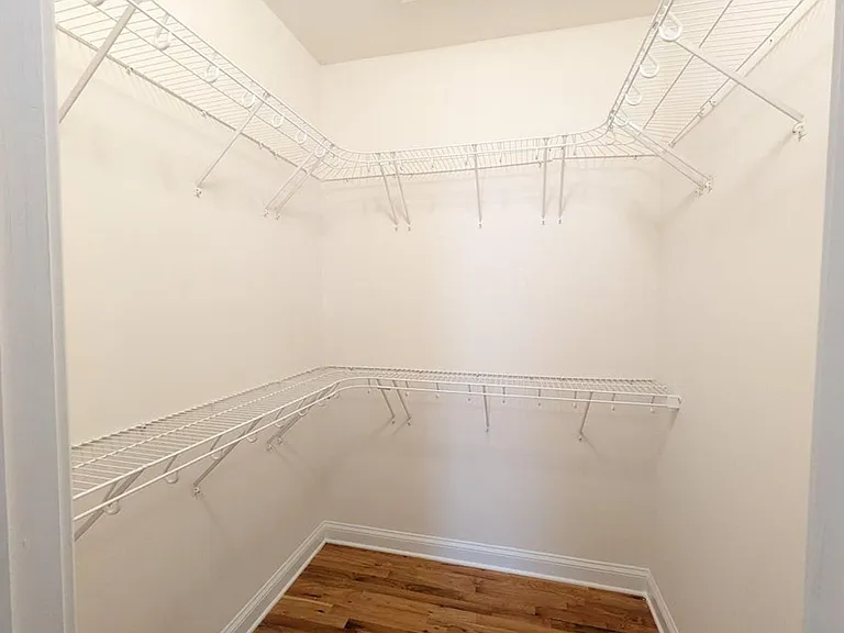 2944 Old Pond Rd — Photo 17