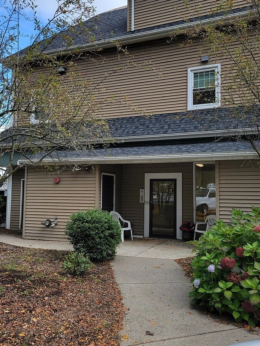 1 bed, 1.0 bath, 550 sqft, $1,900 — Photo 2