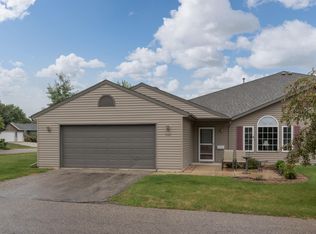 4916 36th Pl NW, Rochester, MN 55901