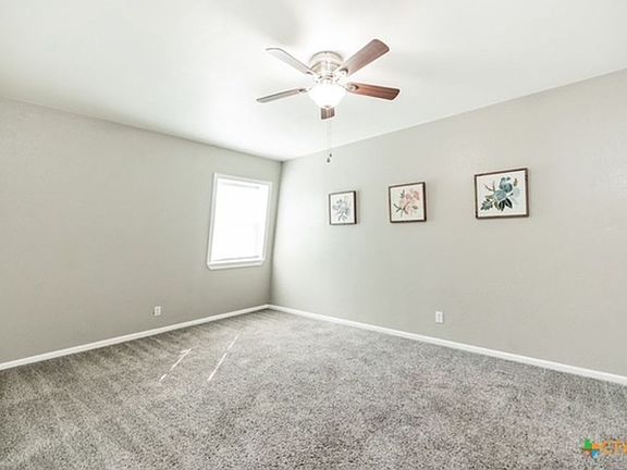 3rd image of 304C Palmwood Dr