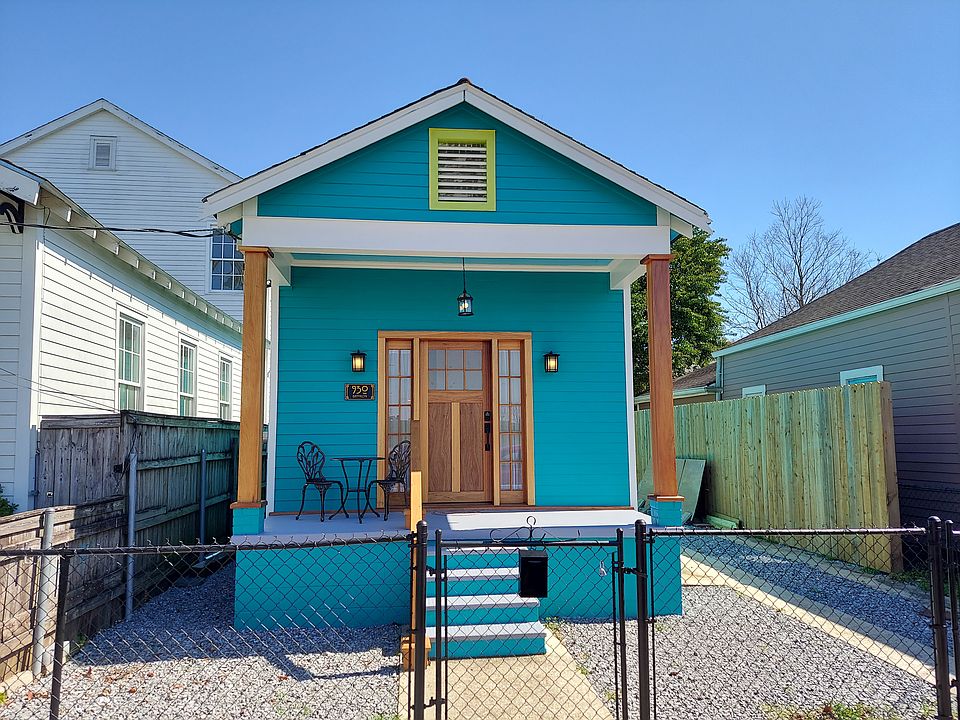 1st image of 930 Brooklyn St