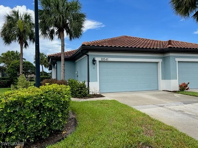 10541 Diamante Way — Photo 1
