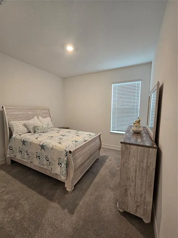 3 bed, 3.0 bath, 2156 sqft, $3,100 — Photo 4