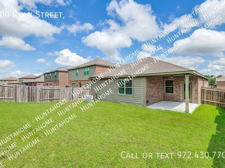 300 Ryan St — Photo 12