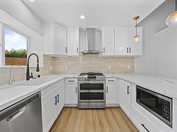 4th image of 4528 Leata Ln