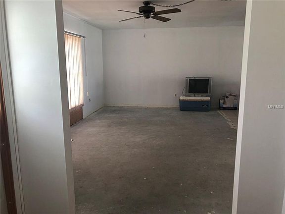 5th image of 2531 Sistina St