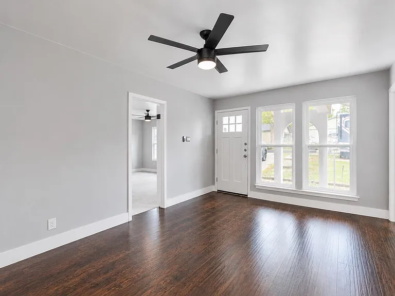 9706 Cottle Dr — Photo 10