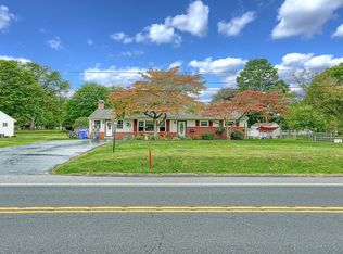 21 Hogestown Rd, Mechanicsburg, PA 17050