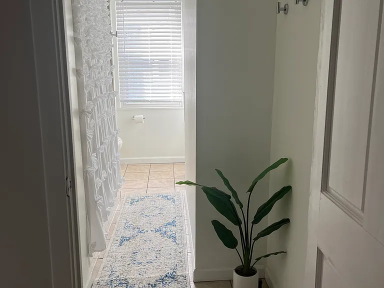 1925 Harcum Way — Photo 18