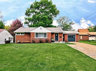 408 Wells Rd, Hermitage, PA 16148