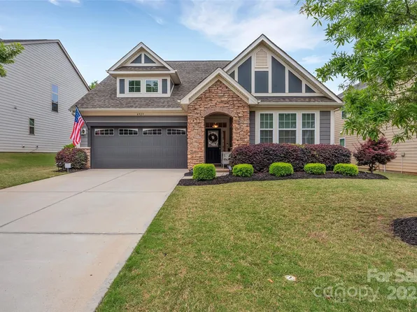 4929 Norman Park Pl, Clover, SC 29710
