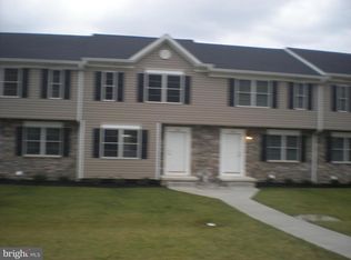 6301 Barnett Ave APT D, Eldersburg, MD 21784