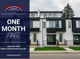 2104 13th St NW, Calgary, AB T2M 4R1
