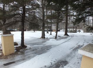 339 Hellers Ln, Long Pond, PA 18334