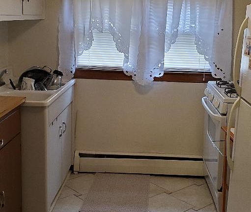 4th image of 83 Park Ave Unit 2
