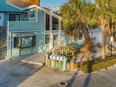2702 BEACH TRAIL #D, Indian Rocks Beach, FL, 33785
