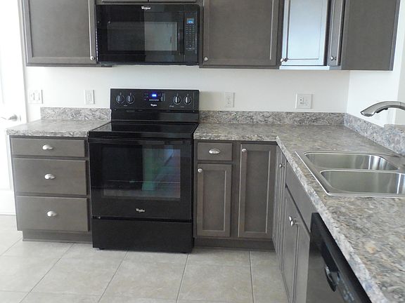4th image of 421 Jungle Plum Way