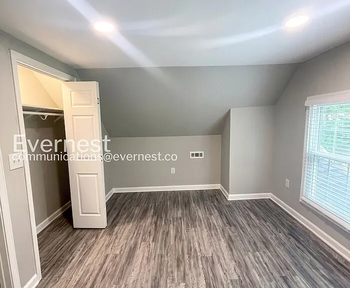 239 Jeffery Dr — Photo 21